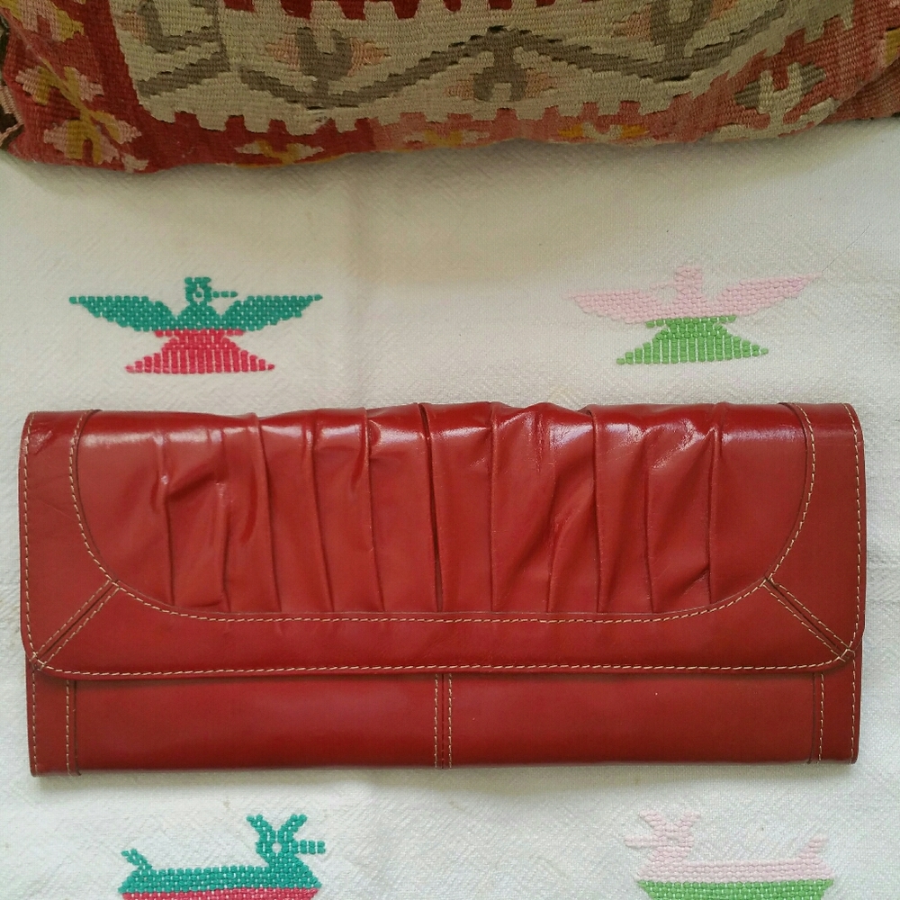 FOSSIL red wallet/clutch